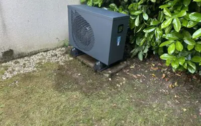 Installation d’une Pompe à chaleur pour piscine inverter connect IC 68 de marque BWT à Chazay d’Azergues